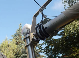 Mast mit Aufrollsystem